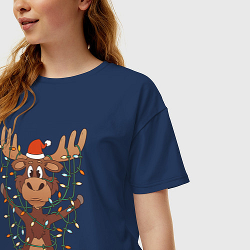 Женская футболка оверсайз НОВОГОДНИЙ ОЛЕНЬ CHRISTMAS DEER / Тёмно-синий – фото 3