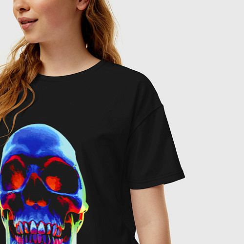 Женская футболка оверсайз Cool neon skull / Черный – фото 3