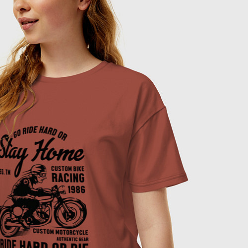 Женская футболка оверсайз Мотоцикл на заказ / Кирпичный – фото 3