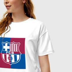 Футболка оверсайз женская FC Barcelona Logo 2022, цвет: белый — фото 2