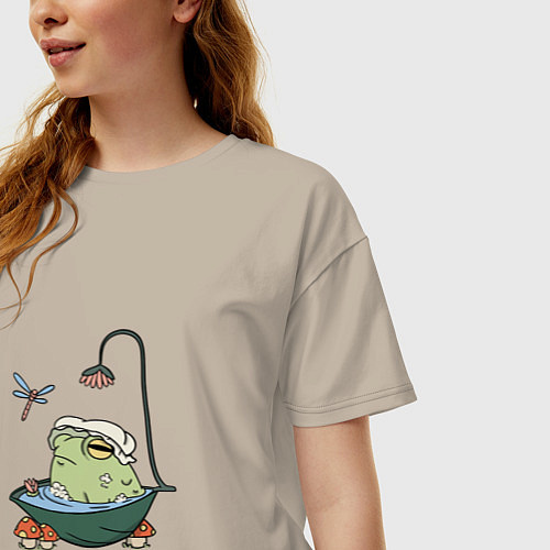 Женская футболка оверсайз ЛЯГУШКА В ВАННОЙ / Миндальный – фото 3