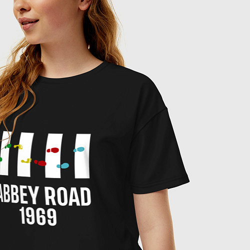 Женская футболка оверсайз THE BEATLES ABBEY ROAD / Черный – фото 3