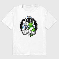 Футболка оверсайз женская Космонавт с инопланетным котом, цвет: белый