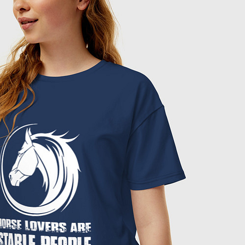 Женская футболка оверсайз Любители лошадей стойкие люди / Тёмно-синий – фото 3