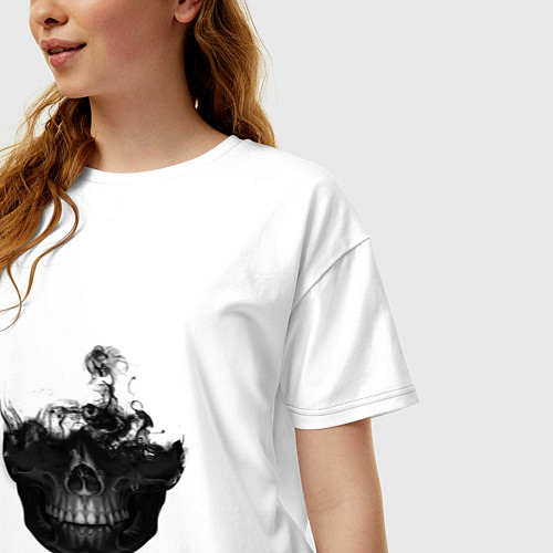 Женская футболка оверсайз Черный череп без фона / Белый – фото 3