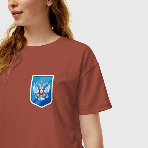 Женская футболка оверсайз Синий герб России / Кирпичный – фото 3
