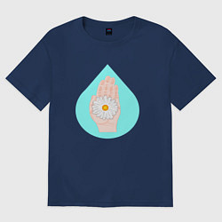 Футболка оверсайз женская Ромашка в руке, цвет: тёмно-синий