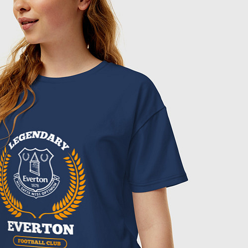 Женская футболка оверсайз Лого Everton и надпись legendary football club / Тёмно-синий – фото 3