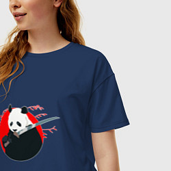 Футболка оверсайз женская Панда держит меч, цвет: тёмно-синий — фото 2