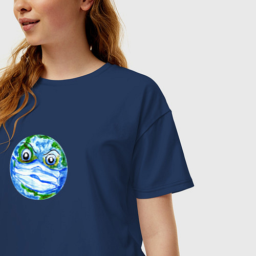 Женская футболка оверсайз Злая планета Земля в маске рисунок / Тёмно-синий – фото 3