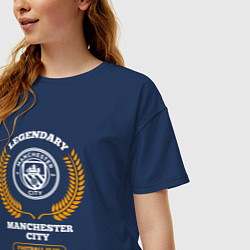 Футболка оверсайз женская Лого Manchester City и надпись legendary football, цвет: тёмно-синий — фото 2
