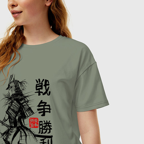 Женская футболка оверсайз Самурай с мечом в шлеме / Авокадо – фото 3