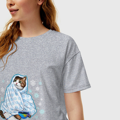 Женская футболка оверсайз Зимний кот в одеялке с книгой / Меланж – фото 3