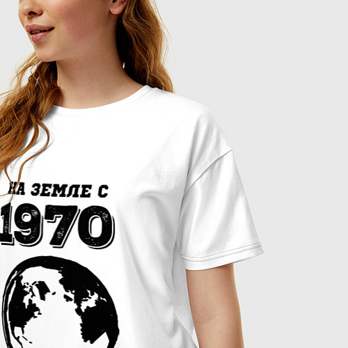 Женская футболка оверсайз На Земле с 1970 с краской на светлом / Белый – фото 3