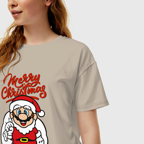 Женская футболка оверсайз Christmas Mario / Миндальный – фото 3