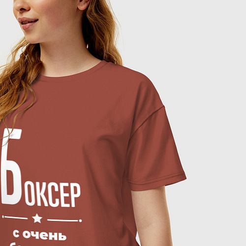 Женская футболка оверсайз Боксер с очень большой буквы / Кирпичный – фото 3