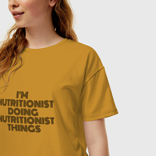 Женская футболка оверсайз Im doing nutritionist things / Горчичный – фото 3