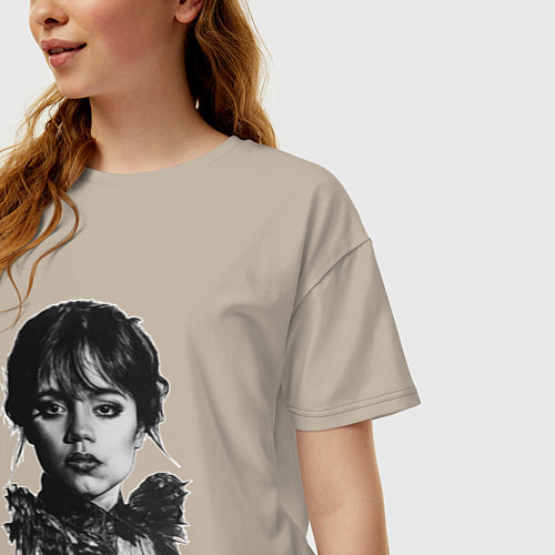 Женская футболка оверсайз Джена Ортега Уэнсдей Аддамс / Миндальный – фото 3