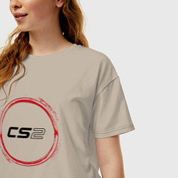 Футболка оверсайз женская Символ Counter Strike 2 и красная краска вокруг, цвет: миндальный — фото 2