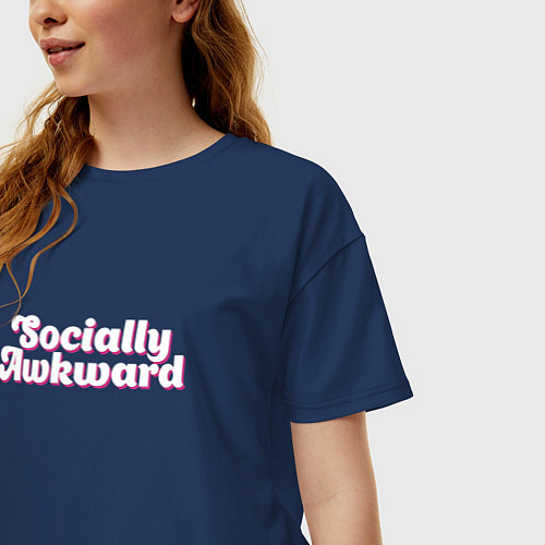 Женская футболка оверсайз Socially awkward / Тёмно-синий – фото 3