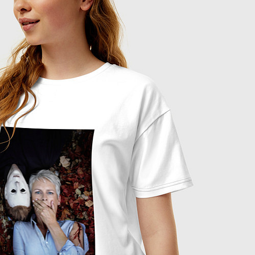 Женская футболка оверсайз Хеллоуин Майкл и Лори / Белый – фото 3