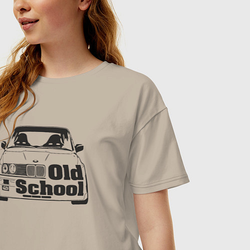 Женская футболка оверсайз BMW old school / Миндальный – фото 3