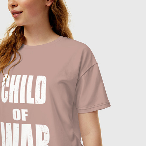 Женская футболка оверсайз Child of war / Пыльно-розовый – фото 3