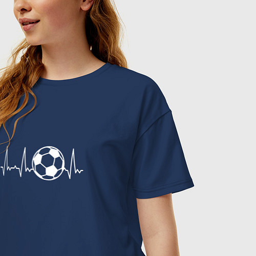 Женская футболка оверсайз Футбол в сердце / Тёмно-синий – фото 3