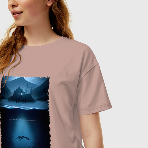 Женская футболка оверсайз История Алана Вейка / Пыльно-розовый – фото 3