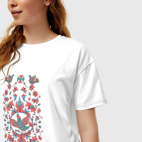 Женская футболка оверсайз Орнамент с птицами в стиле пермогорской росписи / Белый – фото 3