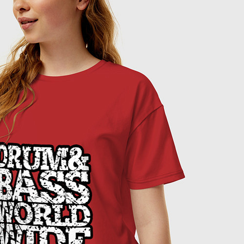 Женская футболка оверсайз Drum and bass world wide / Красный – фото 3