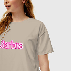 Футболка оверсайз женская Барби - Фильм Логотип, цвет: миндальный — фото 2