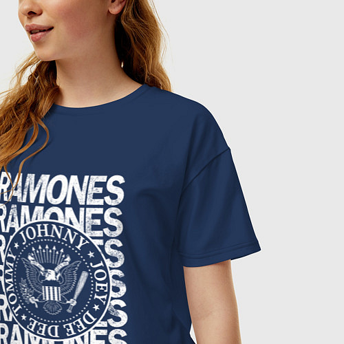Женская футболка оверсайз Рамоунз / Тёмно-синий – фото 3