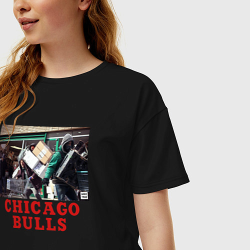 Женская футболка оверсайз Чикаго / Черный – фото 3