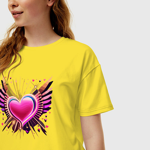 Женская футболка оверсайз Светящее сердце с крыльями / Желтый – фото 3