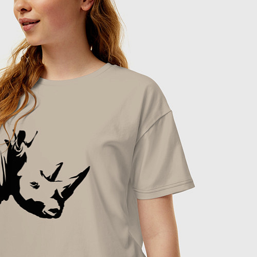 Женская футболка оверсайз Голова носорога сбоку / Миндальный – фото 3