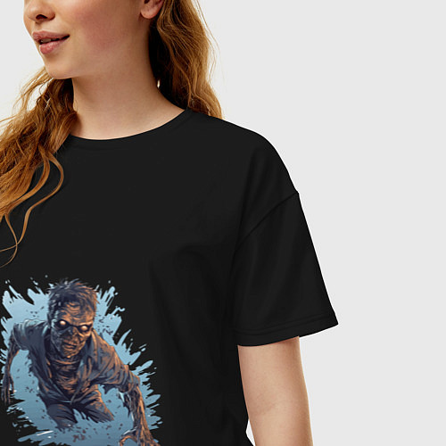 Женская футболка оверсайз Зомби бежит / Черный – фото 3