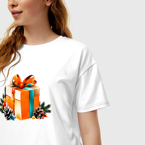 Женская футболка оверсайз Новогодний подарок сюрприз / Белый – фото 3