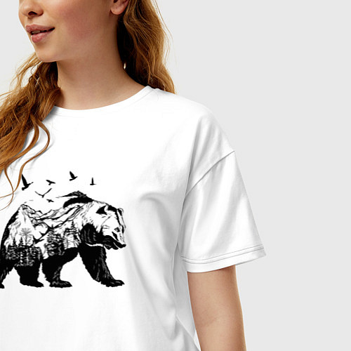 Женская футболка оверсайз Силуэт тайги в медведе / Белый – фото 3