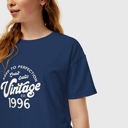 Женская футболка оверсайз 1996 год - выдержанный до совершенства / Тёмно-синий – фото 3