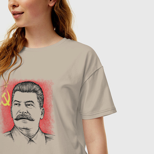 Женская футболка оверсайз Сталин с флагом СССР / Миндальный – фото 3