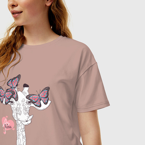 Женская футболка оверсайз Бабочки и жираф / Пыльно-розовый – фото 3