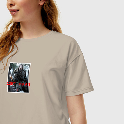 Женская футболка оверсайз Лео не сдался / Миндальный – фото 3