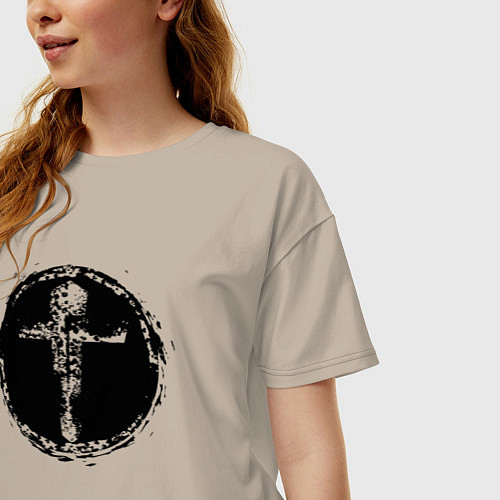 Женская футболка оверсайз Крест в круге фактурный / Миндальный – фото 3