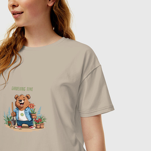 Женская футболка оверсайз Медведь дачник / Миндальный – фото 3