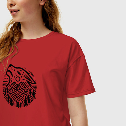 Женская футболка оверсайз Голова воющего волка с горным пейзажем / Красный – фото 3