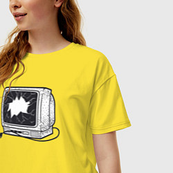 Футболка оверсайз женская Разбитый retro телевизор, цвет: желтый — фото 2