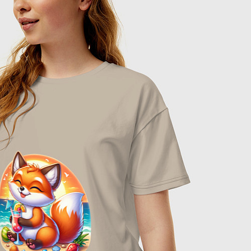 Женская футболка оверсайз Лисы на пляже пьет коктейль / Миндальный – фото 3