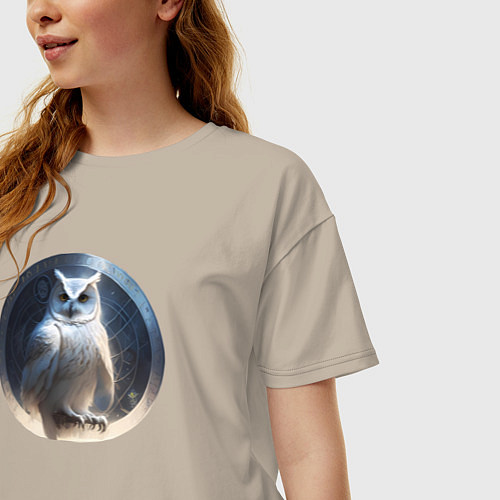 Женская футболка оверсайз Белая сова и руны / Миндальный – фото 3
