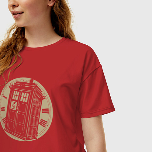 Женская футболка оверсайз Time tardis / Красный – фото 3
